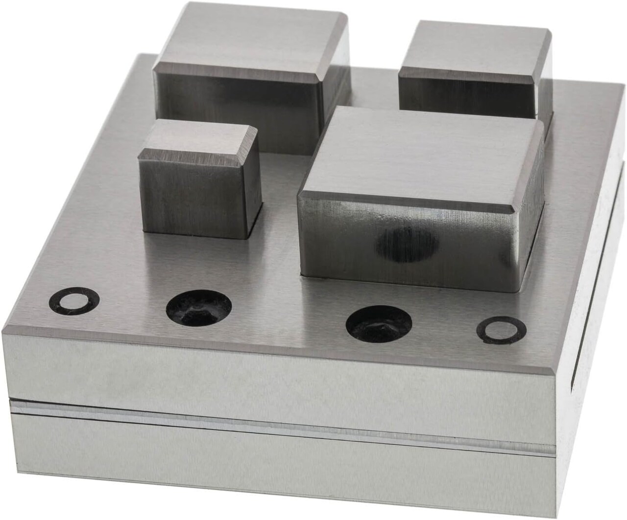 The Beadsmith Steel Disc Cutter Set Includes 4 Punches & Die. Tool for Cutting Corners from: 1/4", 1/2" & 1" Curves & 3/16" x 3/4" Oval Slot Punch. Use Soft Metal Sheet up to 20-24 Gauge & Thinner